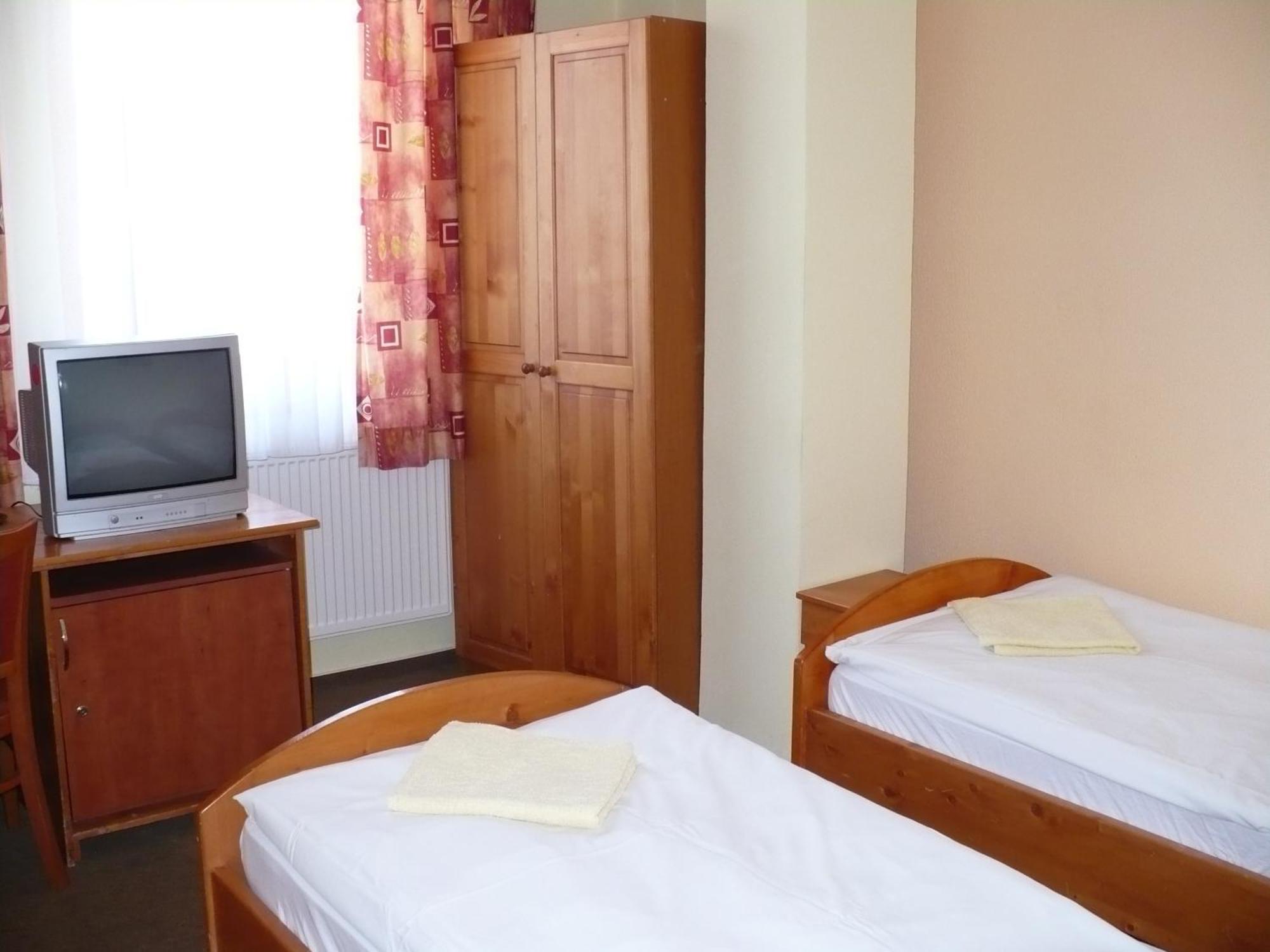 Motel Ranc Ruzomberok Extérieur photo